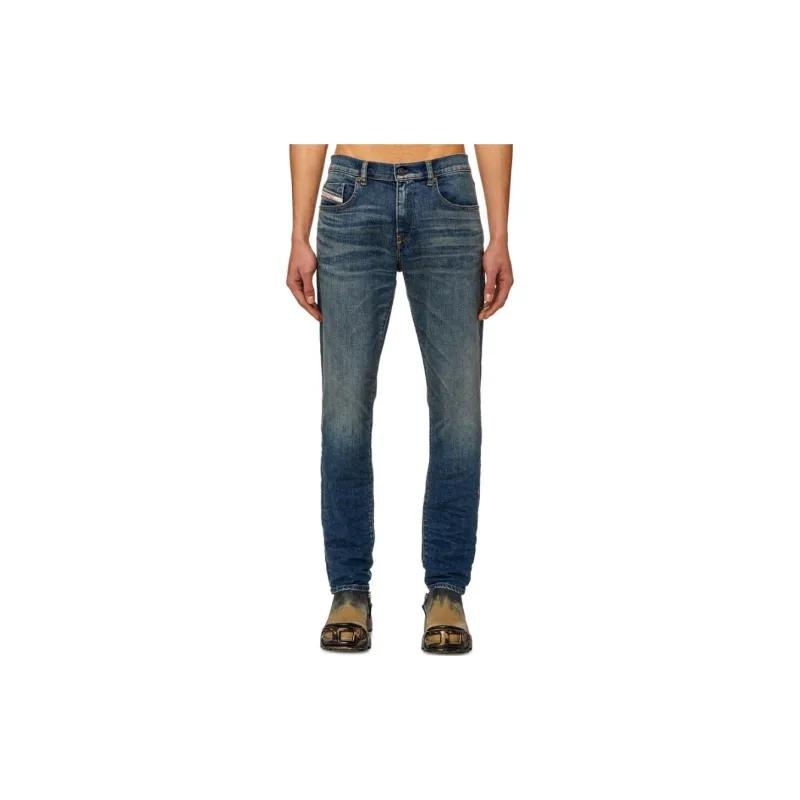 DIESEL 2019 D Strukt Straight Leg Jeans-1