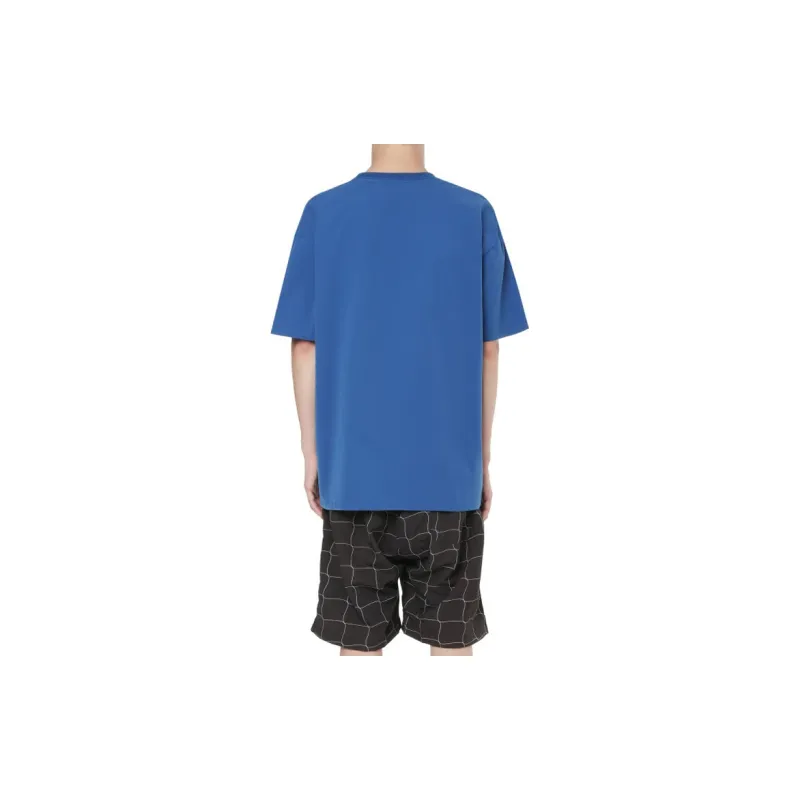 UNDEFEATED Straight T-Shirt Unisex-5