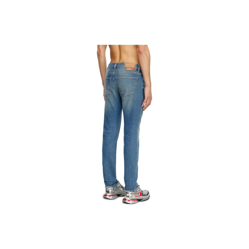 DIESEL 2019 D Strukt Straight Leg Slim Jeans-2
