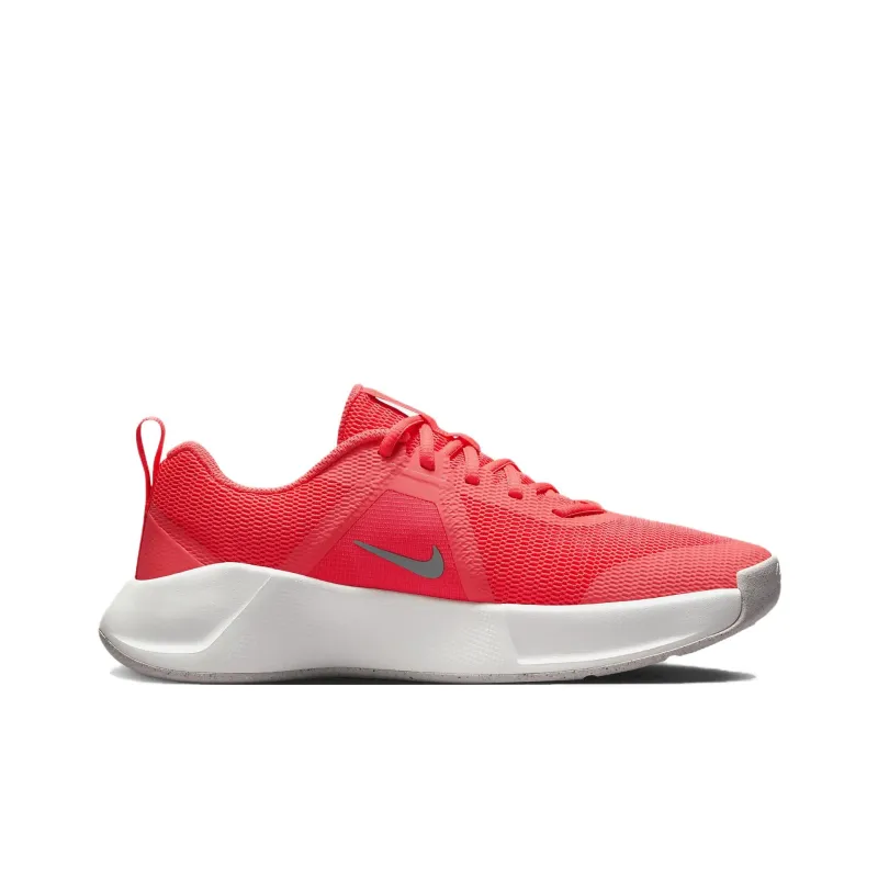 Nike MC Trainer 3 Wear Resistant Low Top Training Shoes Women's Orange Red-1