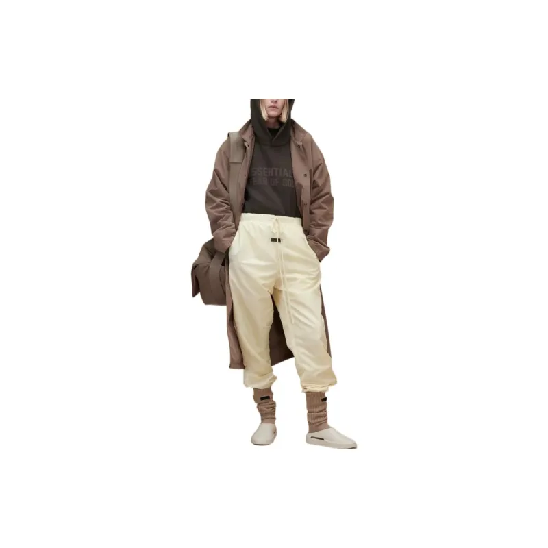 Fear Of God Essentials Relaxed Sweatpant-2