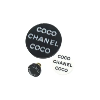 CHANEL Pre-Owned 1986-1988 Logo Three-piece Pins Set