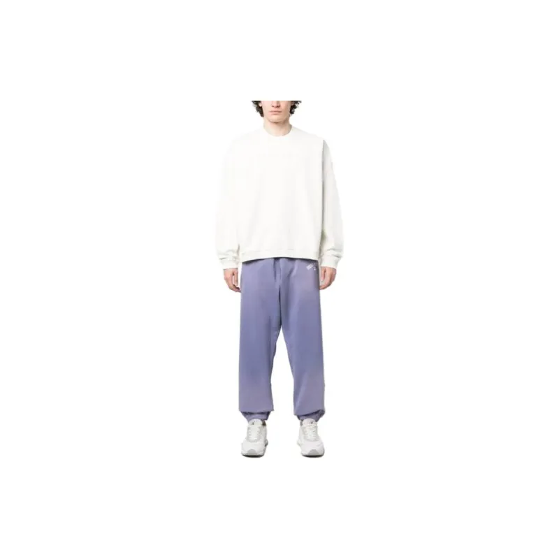 GUESS Crewneck Logo Sweatshirt-1