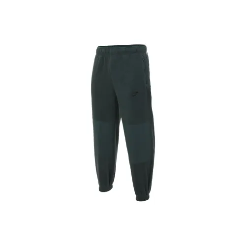 Nike Club Knitted Sweatpants Men Green