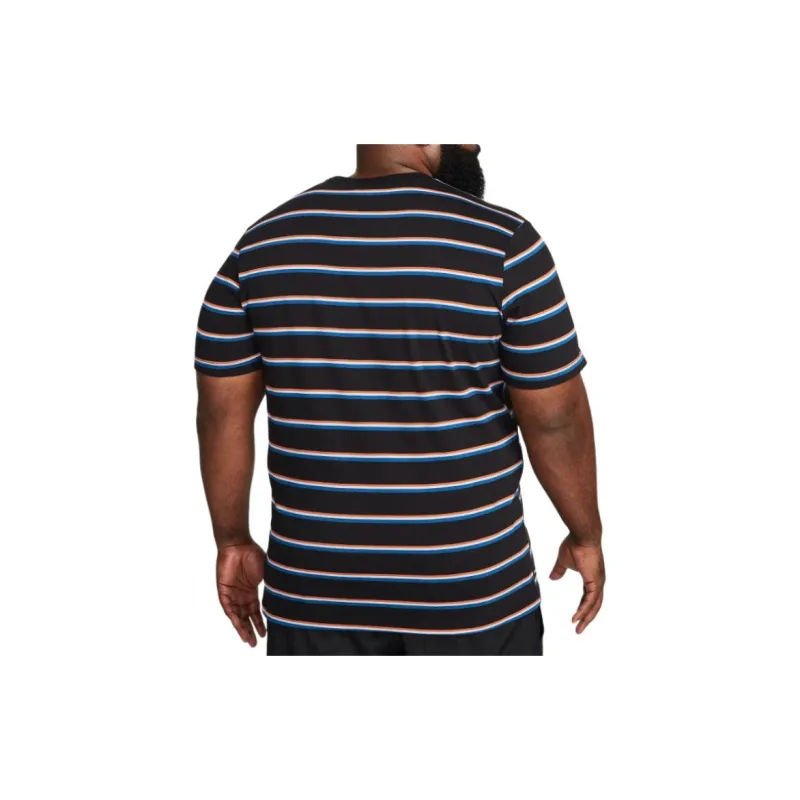 Nike Sportswear Club Men's T Shirt-4