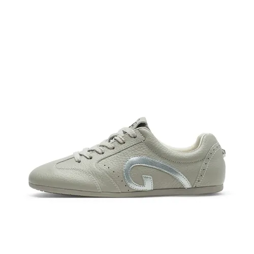 Coup De Foudre Anti Slip And Wear Resistant Lightweight Low Top Casual Shoes Women's