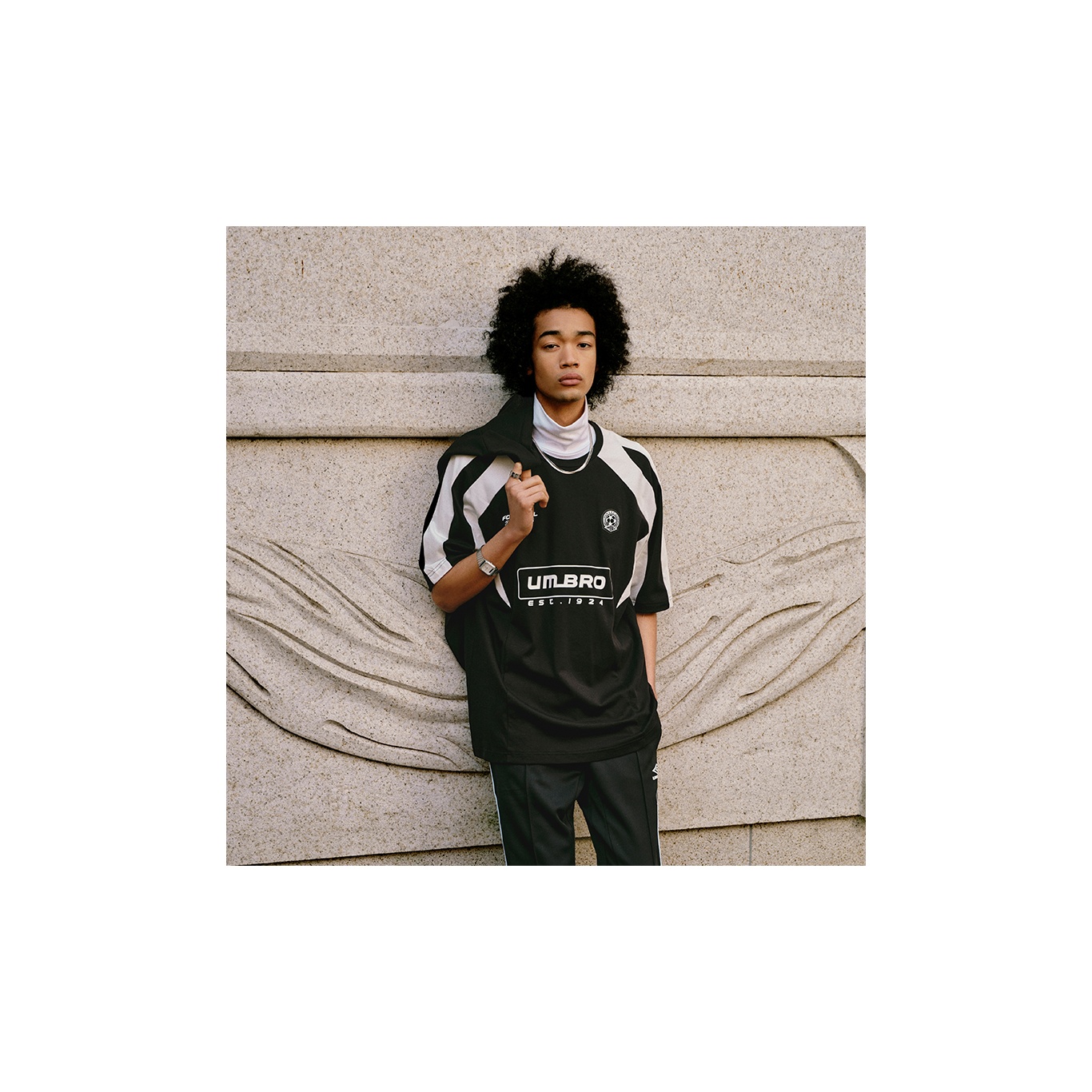 Umbro T-Shirts Unisex - POIZON