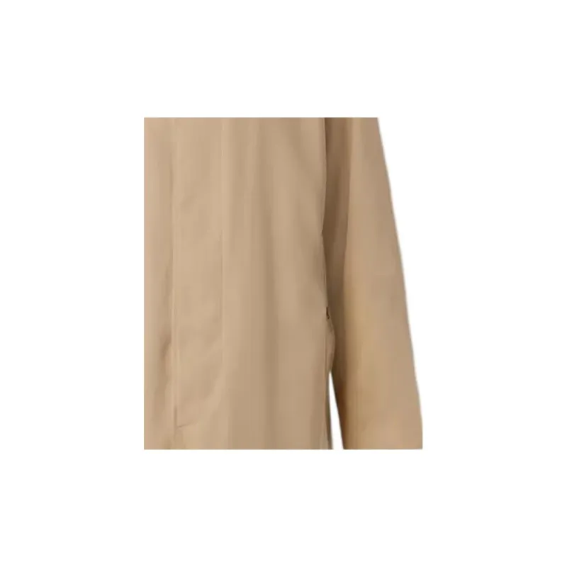Burberry Camden Heritage Trench Coat-6