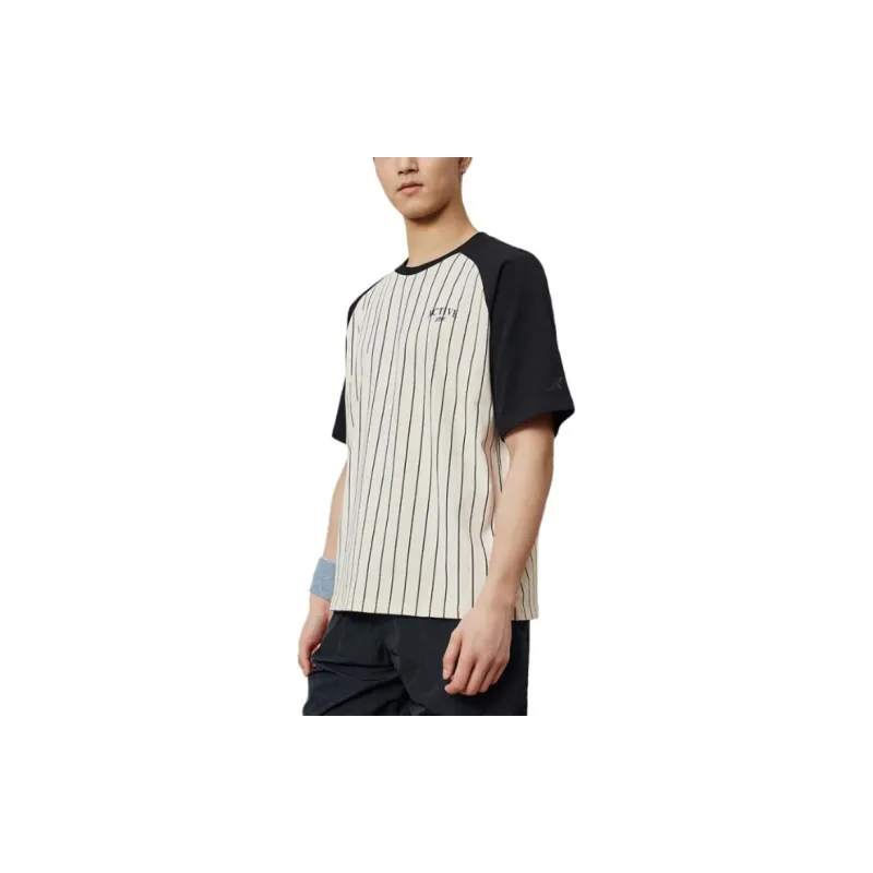 XTEP Vitality Series T Shirt Unisex Cotton White/Jet Black-4