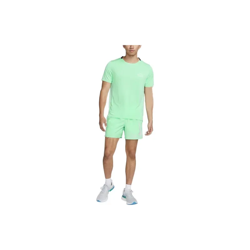 Nike T-Shirts Men Bright Green-1