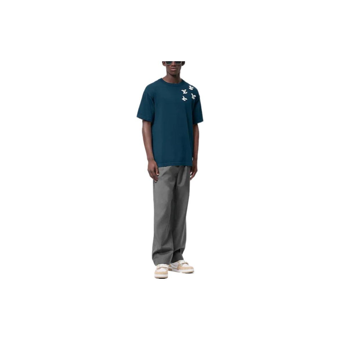 LOUIS VUITTON New Quarterly Products of LV T-Shirts Men - POIZON LOUIS VUITTON New Quarterly Products of LV T-Shirts Men - POIZON