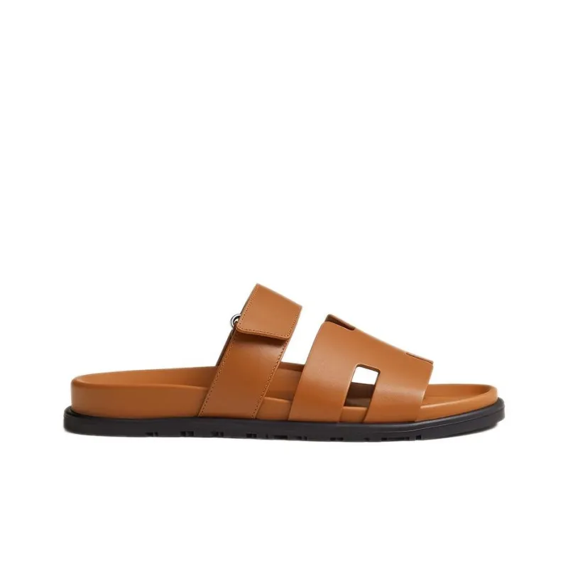 HERMES Chypre Sandal Naturel Calfskin Leather M-1