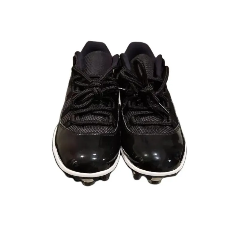 Jordan 11 Retro Low Cleat Black-3