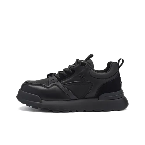 TRUMPPIPE Skateboard Shoes Men Low-Top Black