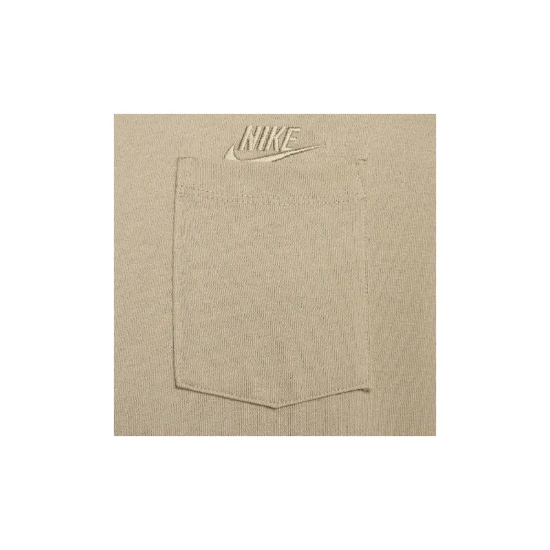 Nike Sportswear Premium Essentials Men's Pocket T-Shirt-6