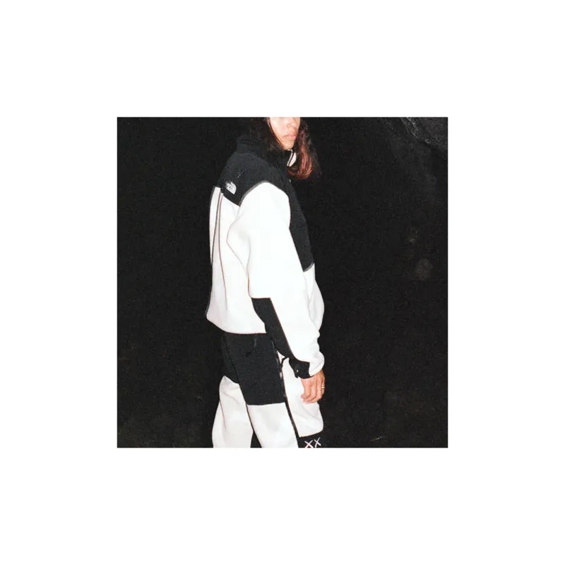 KAWS X THE NORTH FACE Retro 1995 Denali Jacket-4