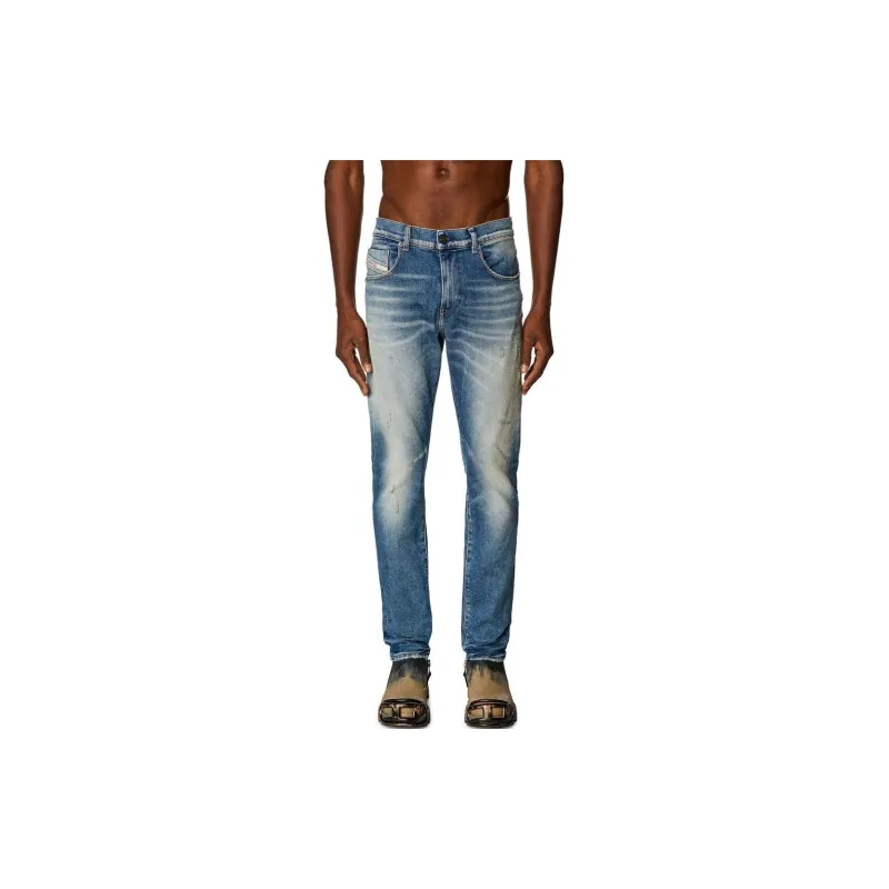 DIESEL 2019 D Strukt Logo Patch Tapered Jeans-3