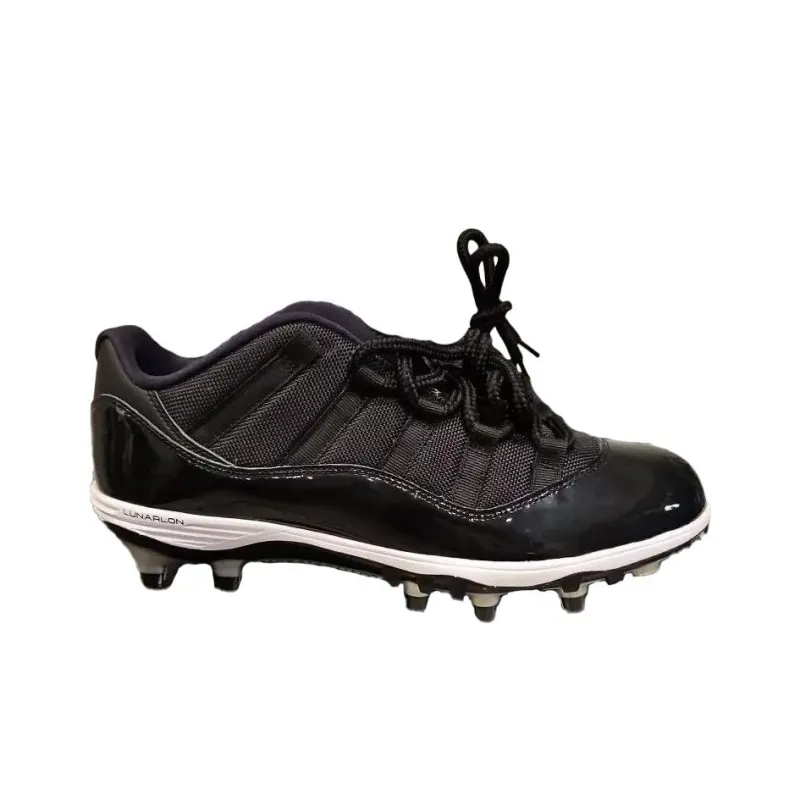 Jordan 11 Retro Low Cleat Black-1