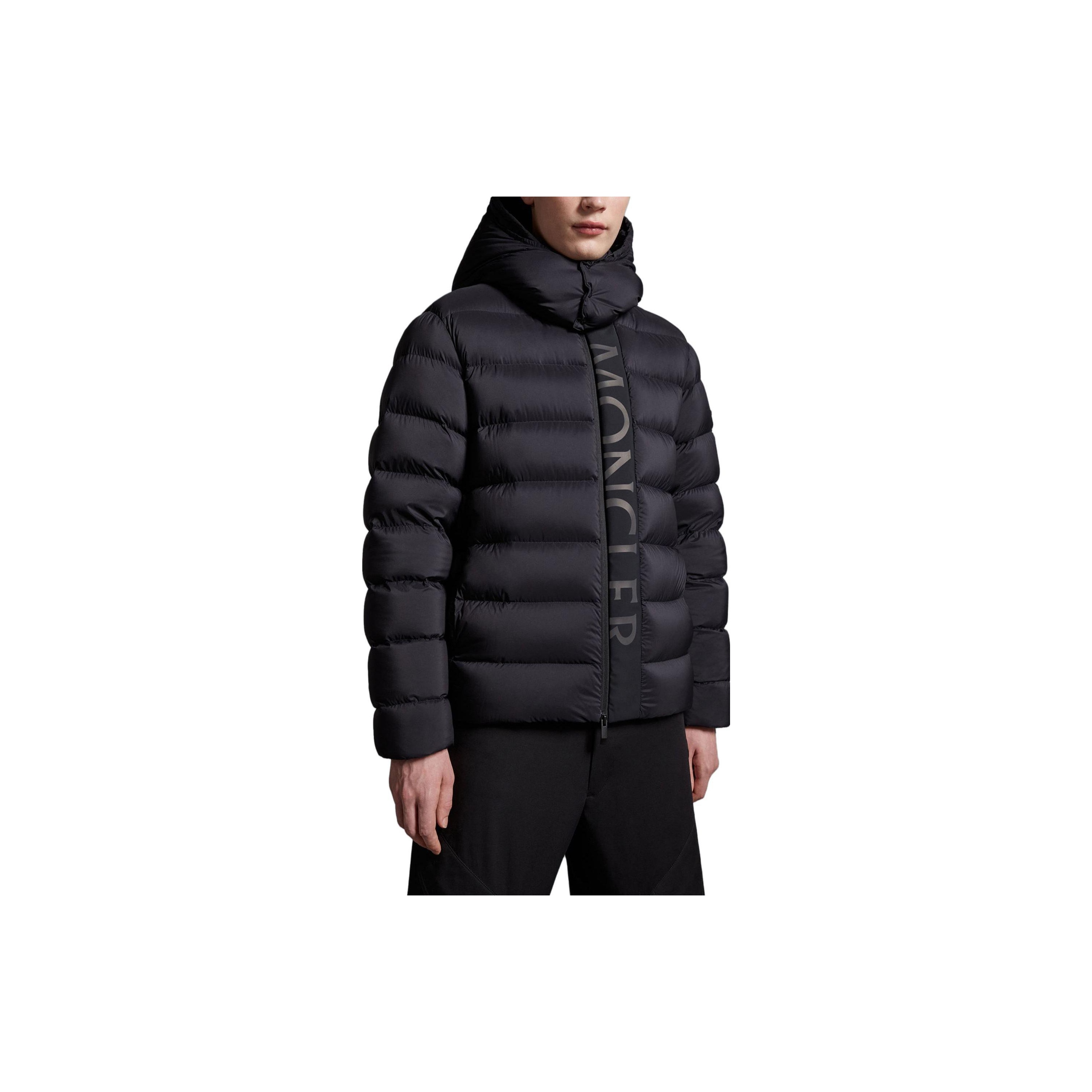 moncler pyrnees down jacket 黒 L Moncler Exe Padded Coat | Black | FARFETCH