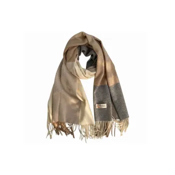 Cranta Komeia Knit Scarves Women's