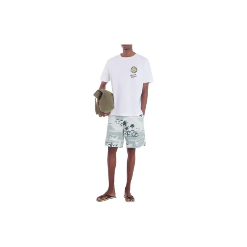 Maison Kitsune Floating Flower Comfort T shirt-2