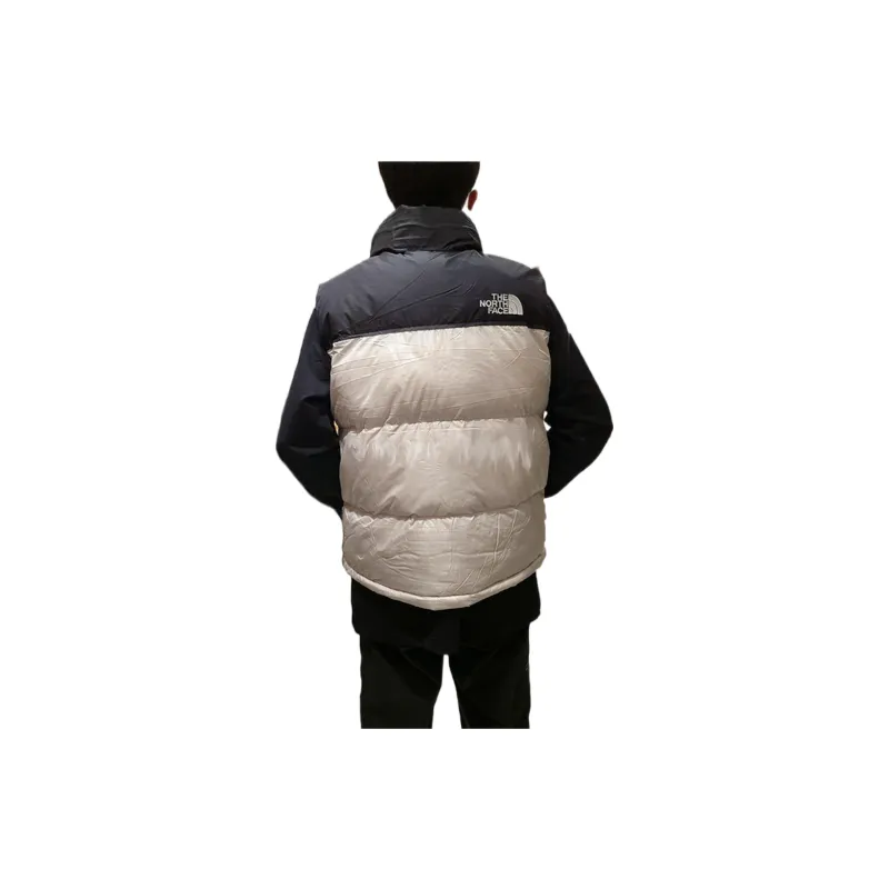 THE NORTH FACE 1996 Retro Nuptse Puffer Gilet-4