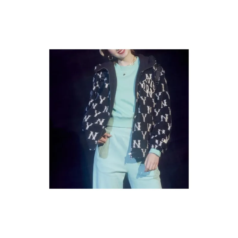 MLB Old Flower Velvet Jackets Unisex Black-4
