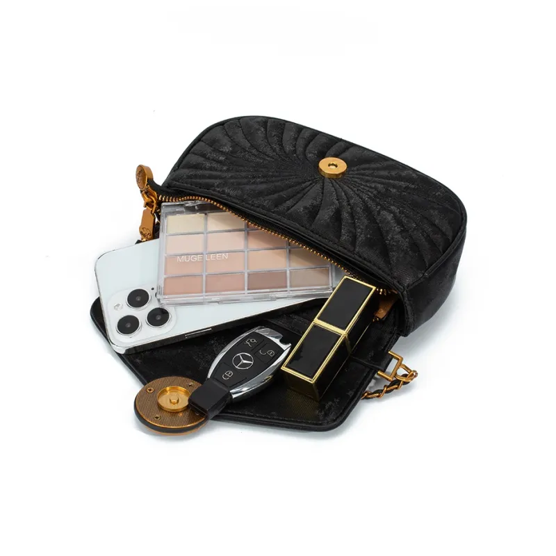 SNOOPY PU Crossbody Bag Shoulder Bag Regular Women's Ecru-11