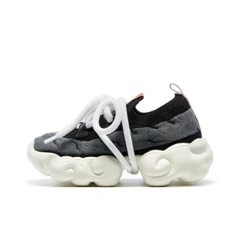 U.IN Painted Travel Cloud Collection Low Top Chunky Sneakers Women's