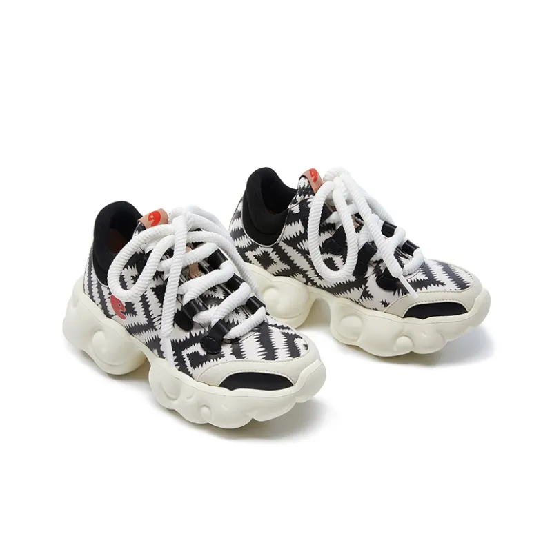 U.IN Painted Travel Cloud Collection Low Top Chunky Sneakers Women's-1