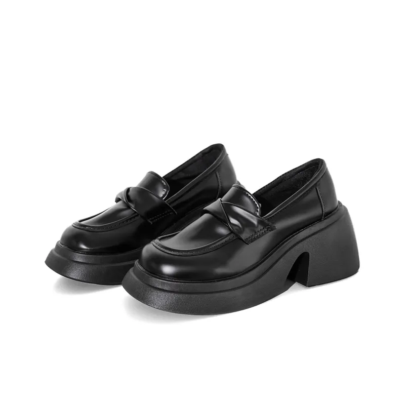 Little Red Man Loafers Women's Ecru/Black-9