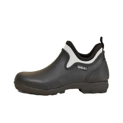 AIGLE Ankle-Length Chelsea Boots Women's Black