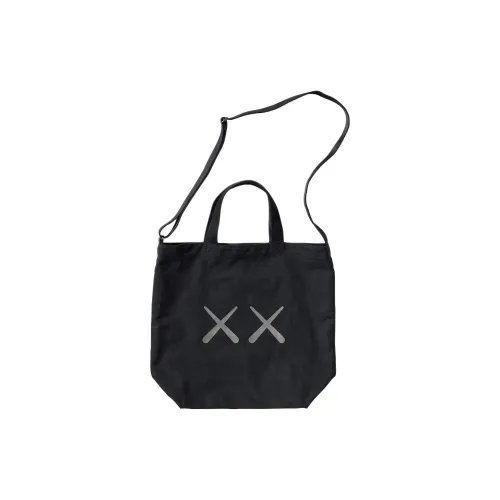 UNIQLO Handbags Black