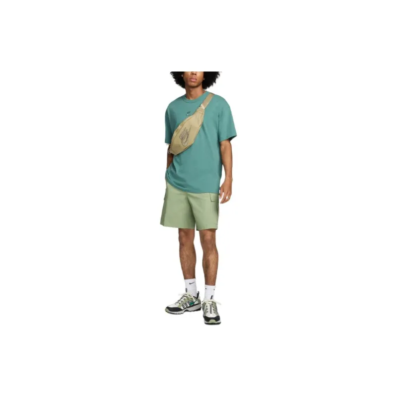 Nike Club Men's Woven Cargo Shorts-2