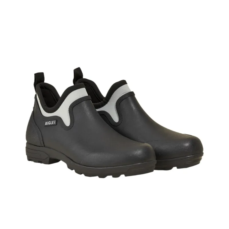 AIGLE Ankle Length Chelsea Boots Women's Black-2