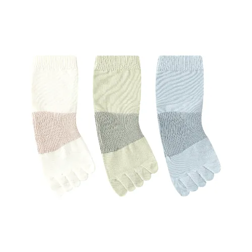 AUGUST Mid Calf Socks Women's 3 Pack