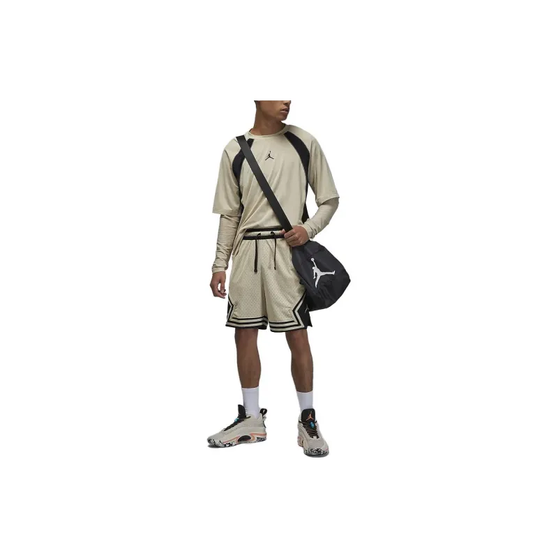 Nike Casual Shorts Men Beige-3