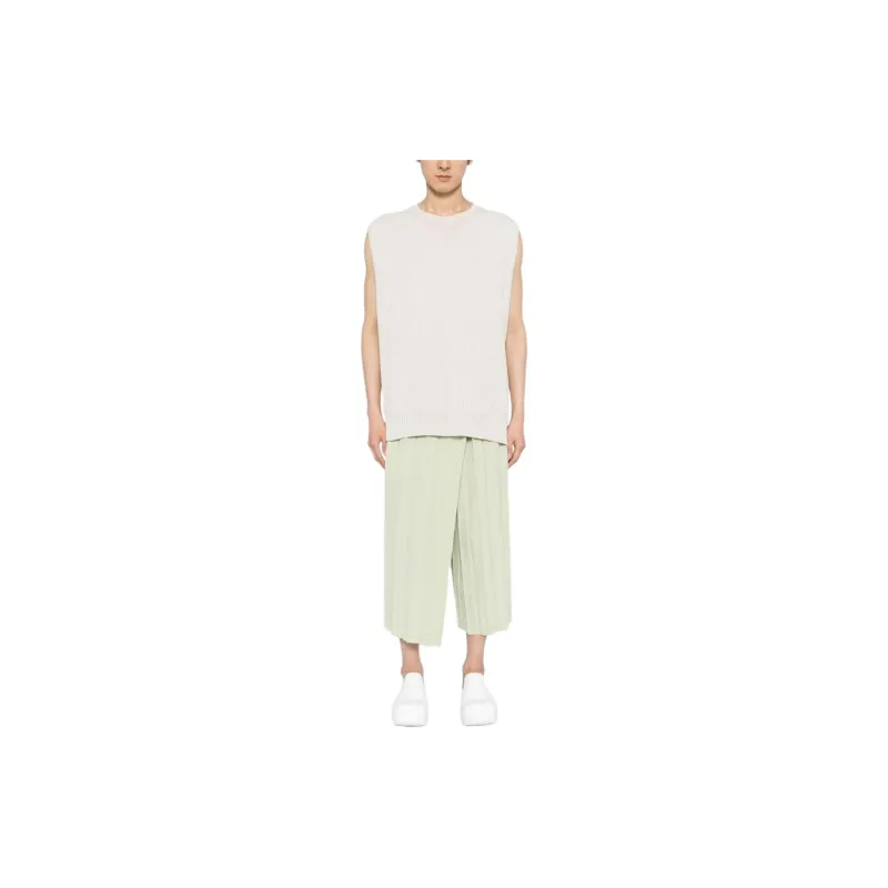 Homme Plissé Issey Miyake Crewneck Sleeveless Ribbed Jumper-1