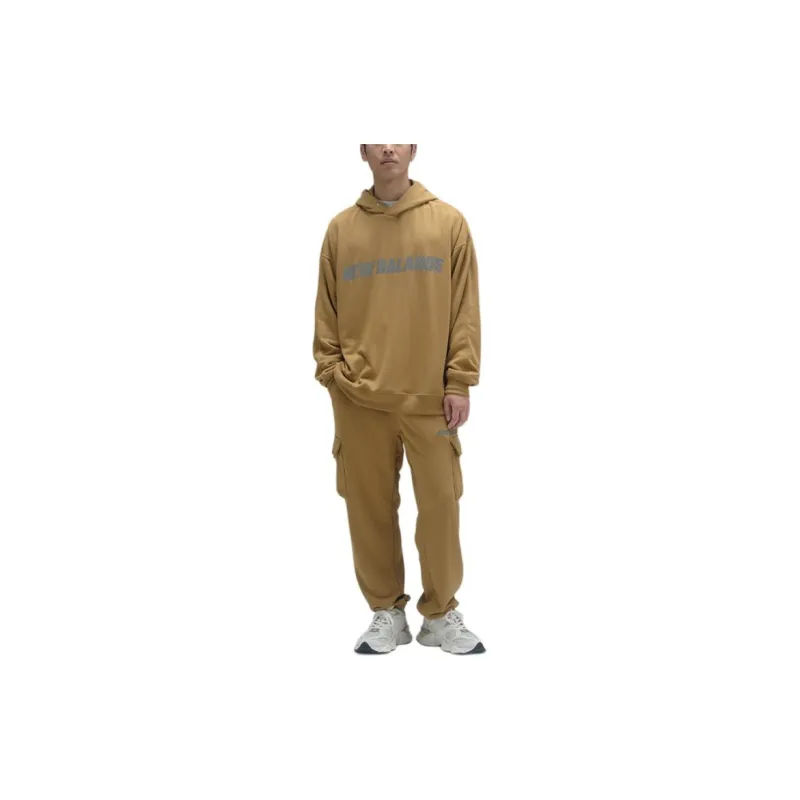 New Balance MET 24 Sweatshirts Men Tawny-2