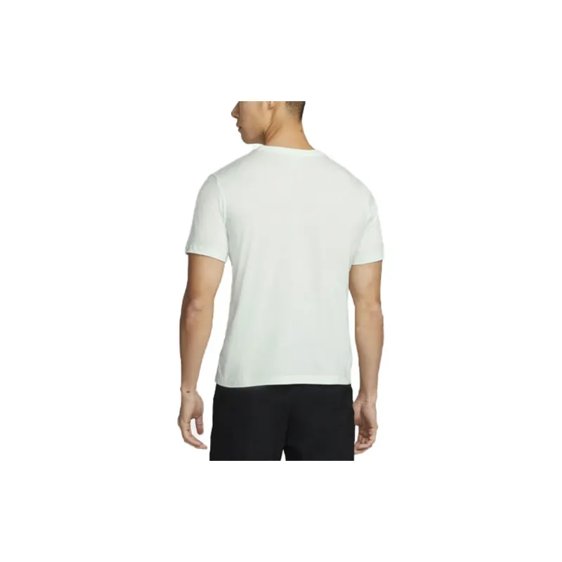 Nike Sportswear Club T Shirt-4