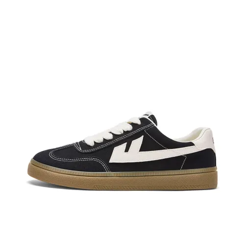 Warrior Non slip Wear resistant Shock Absorption Low Top Skateboard Shoes Unisex Black
