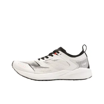 VICTORY LIGHT Cushioned Slip Resistant Abrasion Resistant Low Top Full Length Carbon Plate Running Shoes Unisex White
