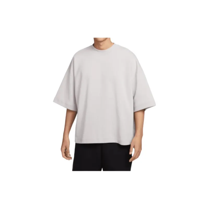 Nike Sportswear Tech Fleece Reimagined Men's Oversized Short Sleeve Sweatshirt-3