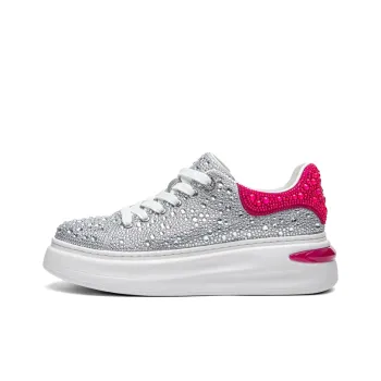 Ed Hardy ACC Cushioned Wear Resistant Moisture Wicking Low Top Skateboard Shoes Women's