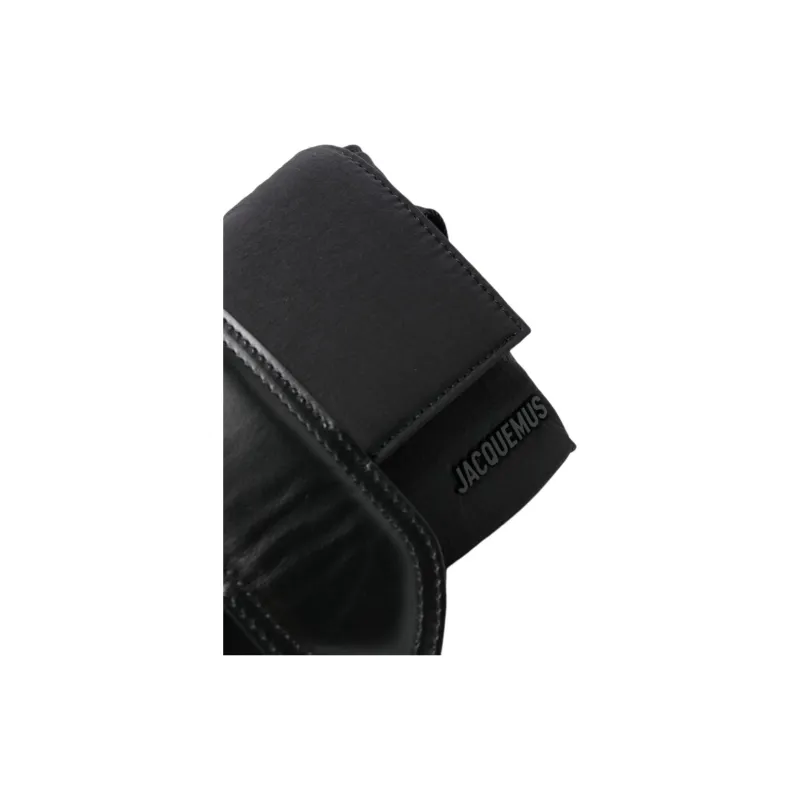 Jacquemus Logo Detailed Mini Messenger Bag-4