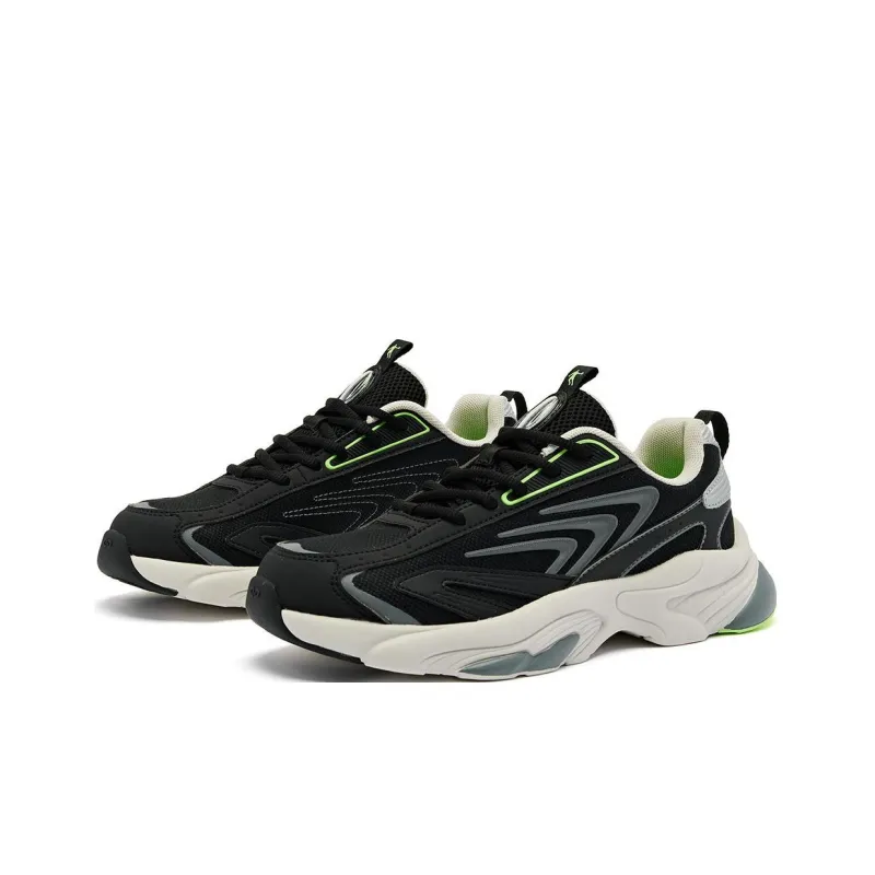QIAODAN Anti Slip Wear Resistant Low Top Casual Running Shoes Women's Black Gray-2