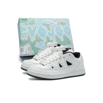 CVOJOO Gift Box Set Low-Top Skateboard Shoes Women's White