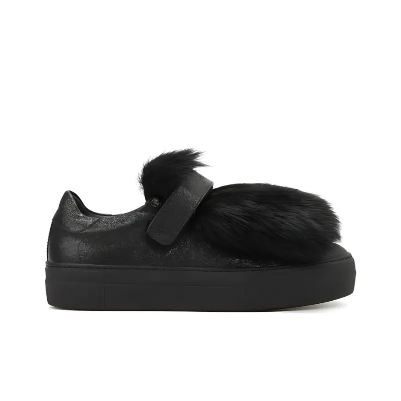 Moncler Low Top Stylish Skateboarding Shoes Women's Black-1