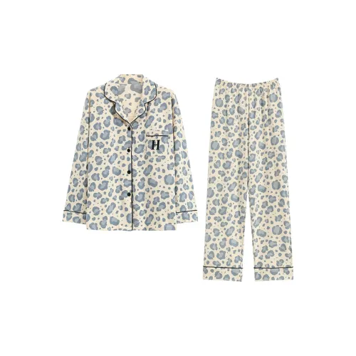 DanceBees Pajama Set Women's Image Color