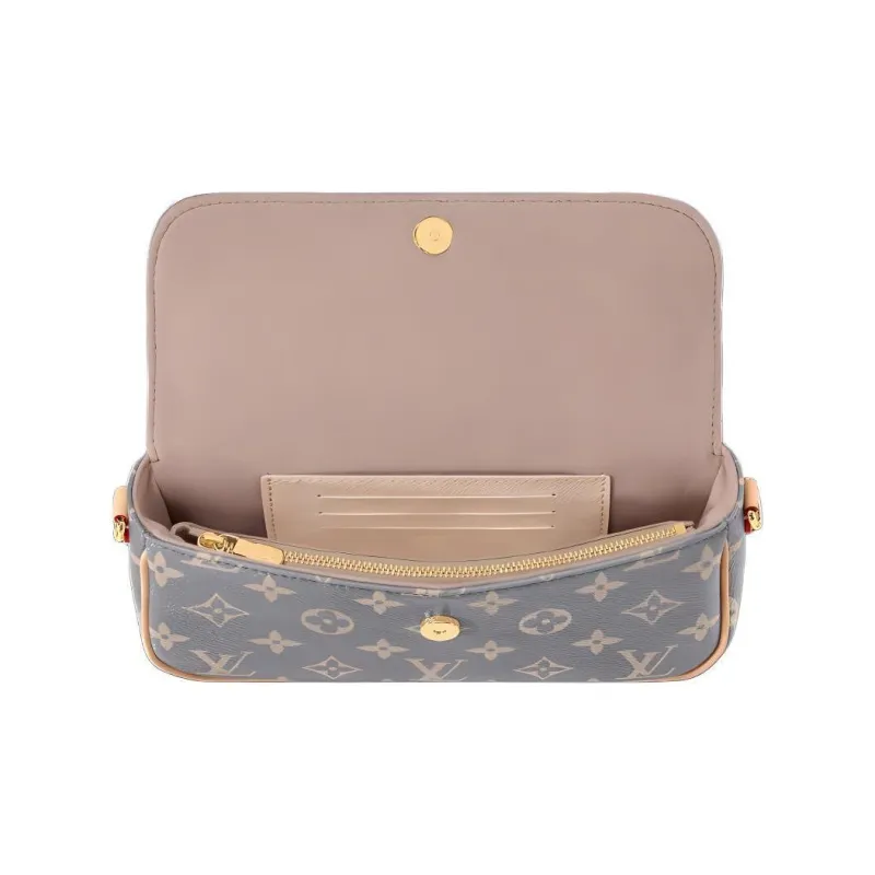 LOUIS VUITTON Wallet On Chain Ivy-2